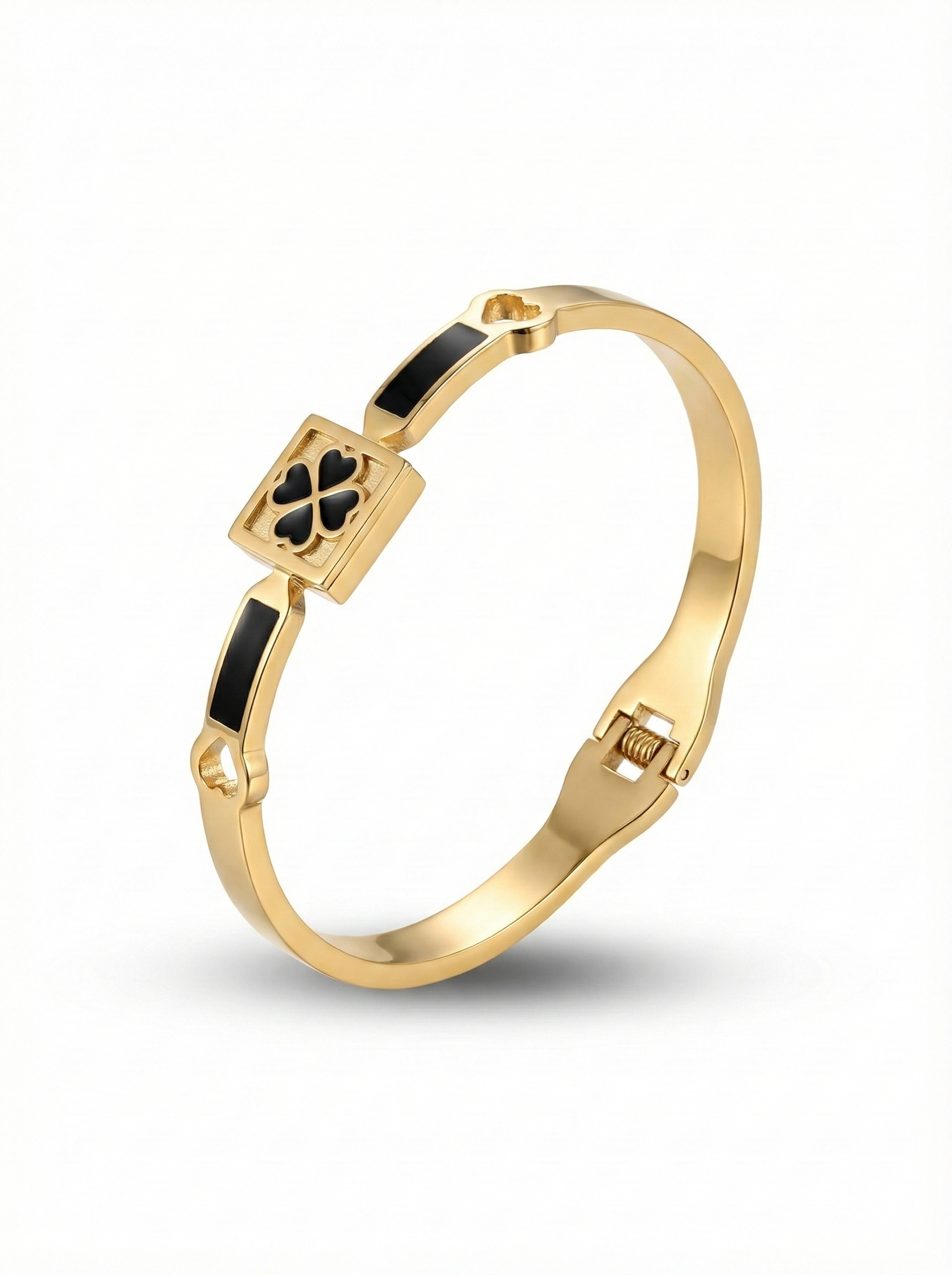 Clover Gold Bangle